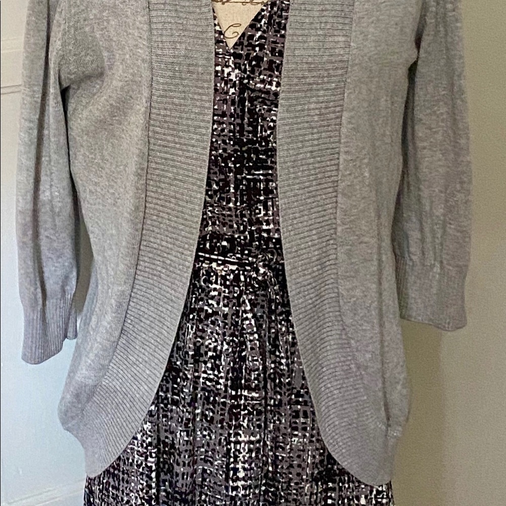 Apt 9 V-Neck  Dress w / short sleeve sweater.
